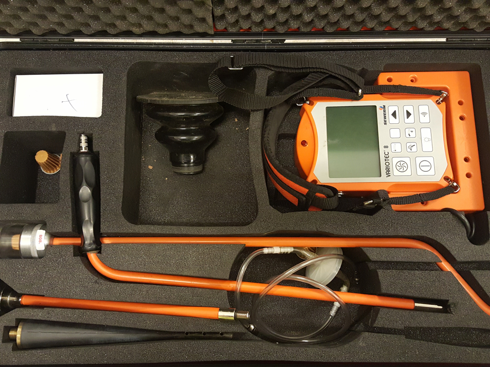 Leak detection equipment formier